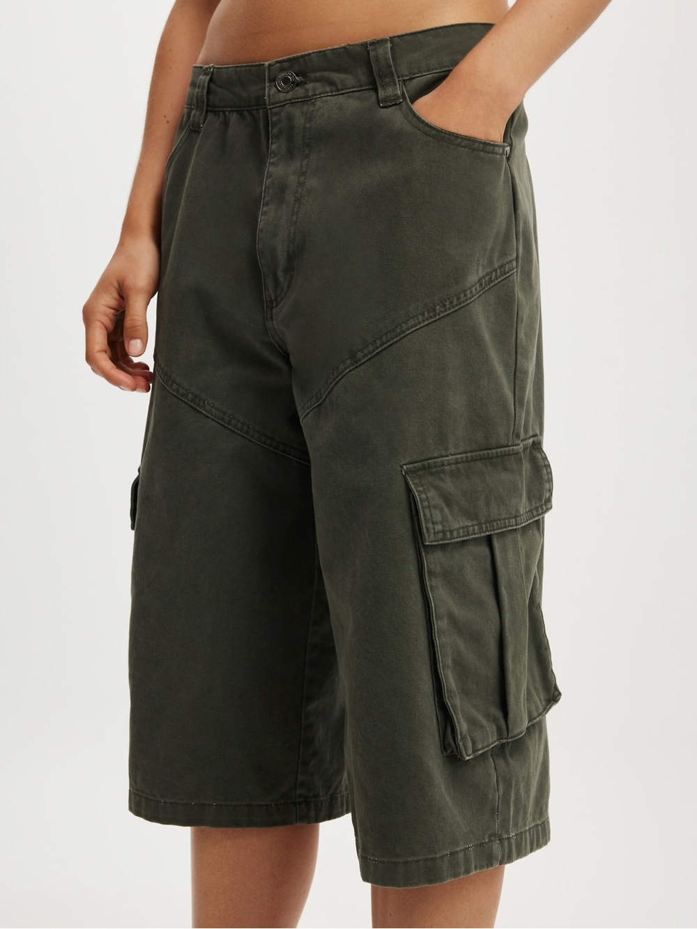 Cotton On Men's Dark Olive Cargo Shorts
